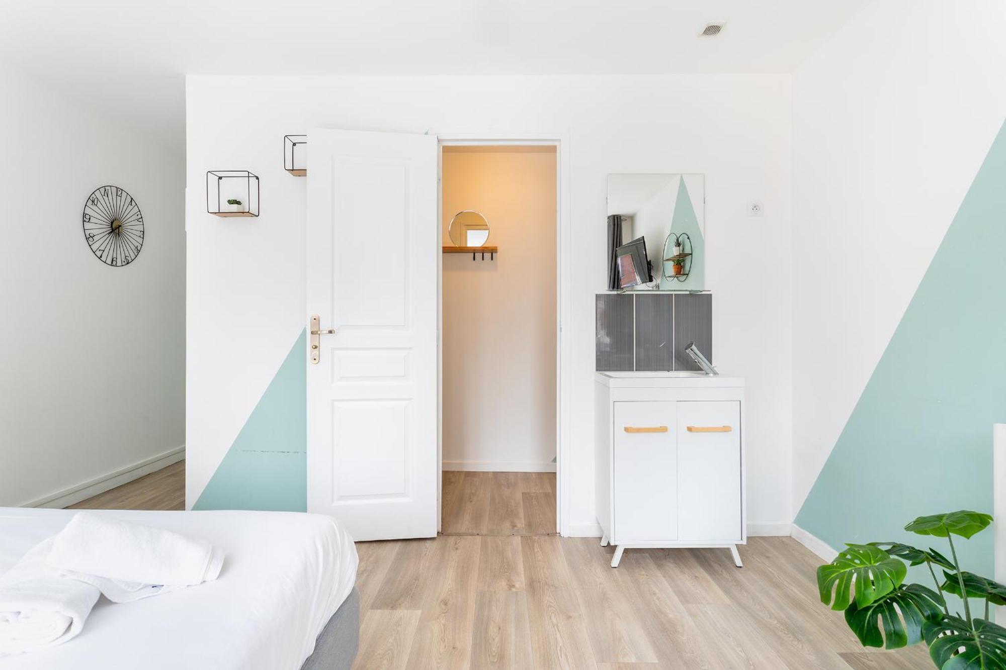 S&K Suite Grande Rue Roubaix - Chambre Spacieuse Et Sdb Privee - Netflix Et Cuisine Екстериор снимка