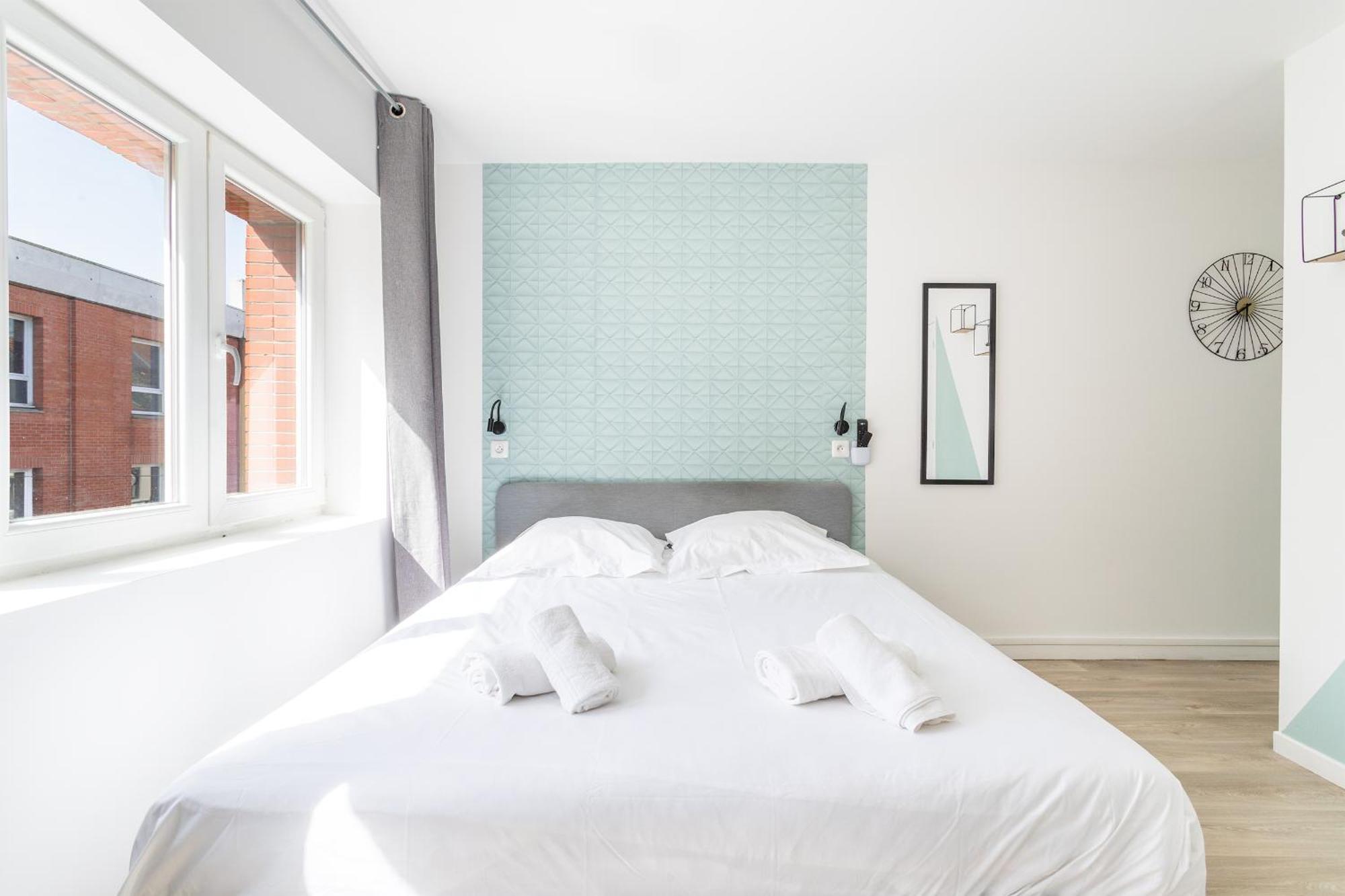 S&K Suite Grande Rue Roubaix - Chambre Spacieuse Et Sdb Privee - Netflix Et Cuisine Екстериор снимка