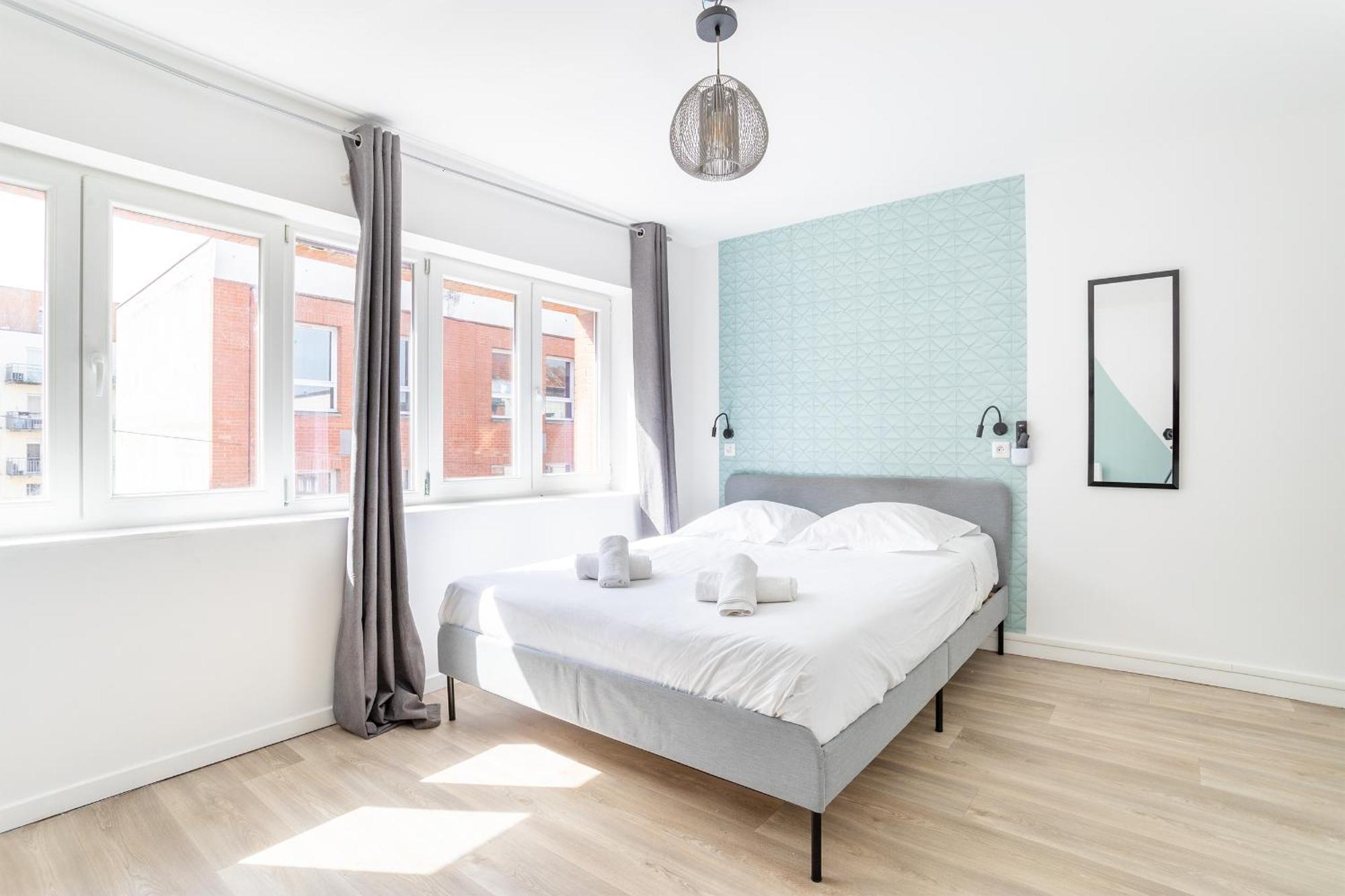 S&K Suite Grande Rue Roubaix - Chambre Spacieuse Et Sdb Privee - Netflix Et Cuisine Екстериор снимка